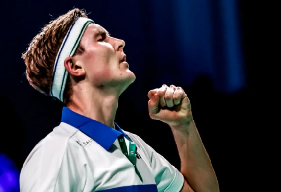 aj7奥运和新奥运区别_心链奥运-奥运故事与奥运收藏_奥运战略