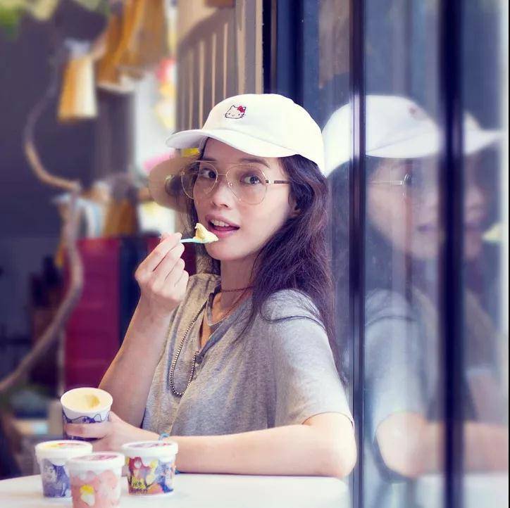 金属眼镜分哪几种材料_金属眼镜打磨_金属流线眼镜