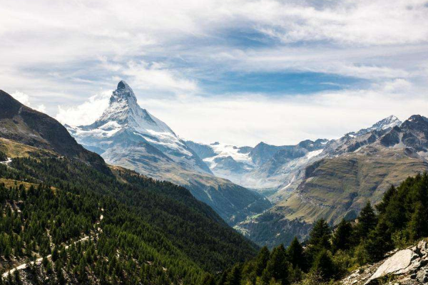 六月寒上句是什么