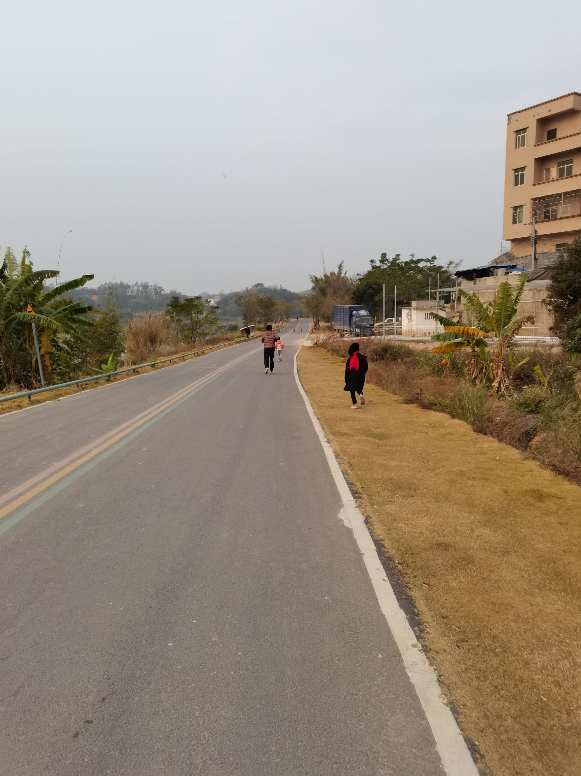 晨跑越早越好 几点开始晨跑合适 晨跑时 4个注意事项需牢记 晨跑的正确时间