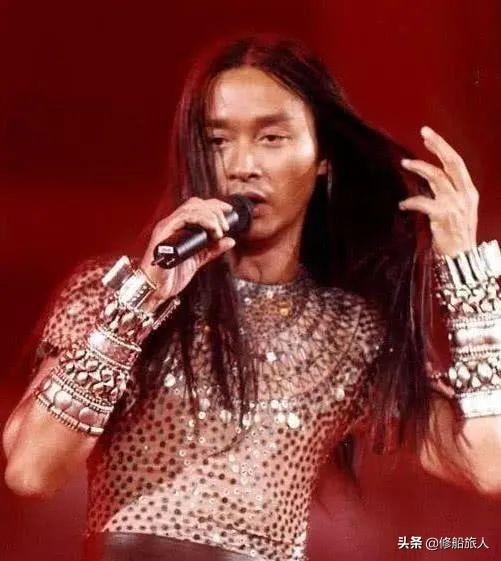 张国荣什么时候走的_走路的模特走视频路的时候裙子掉了_青岛市区到黄岛自驾去时候走海底隧道回来走跨海大桥吗