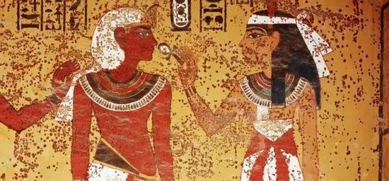 法老墓的诅咒下_神秘失踪的埃及唯一女法老_埃及法老的诅咒