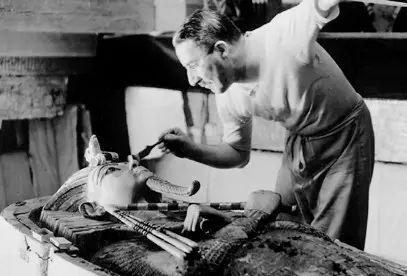 埃及法老的诅咒_神秘失踪的埃及唯一女法老_法老墓的诅咒下