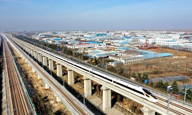 高铁为什么都建在高架上 高架高铁线路两侧多少米需要拆迁