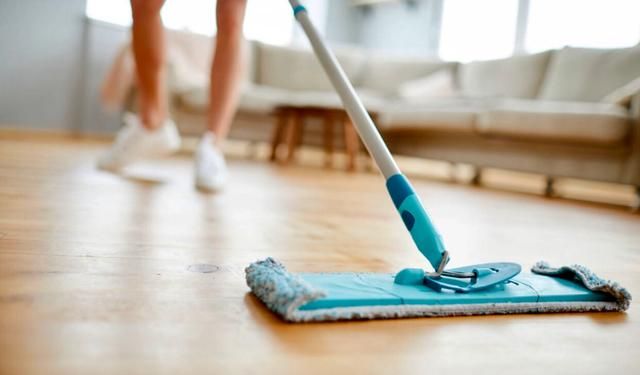 拖地用干净水还是二次水好 如何正确用拖地水