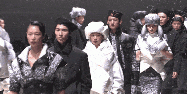 联名羽绒服 你pick哪一款好看