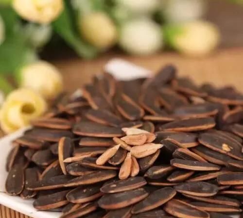 焦糖瓜子有害吗怎样做出来的 焦糖瓜子和原味瓜子哪个有营养