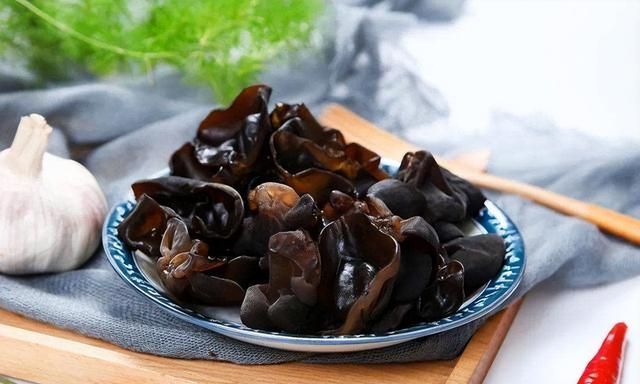 这几种蔬菜成堆的寄生虫(蔬菜能生吃吗有寄生虫吗)图4