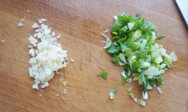 打卤面用什么卤最香,土豆打卤面卤的做法图6