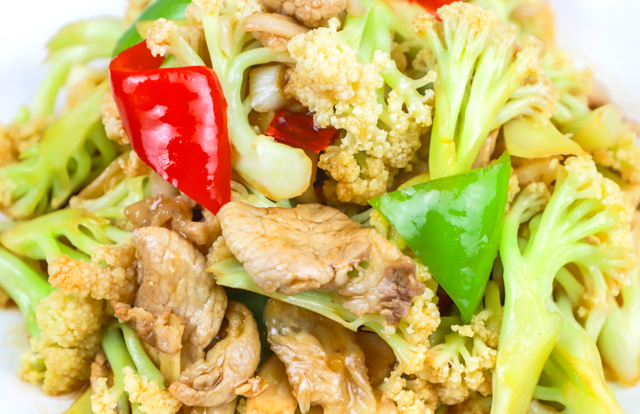 炒花菜最忌下锅焯水教你正确做法