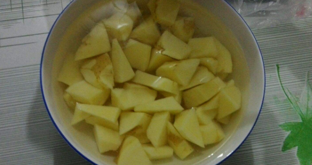 土豆变绿了还可以吃吗?可以吃,但是需要注意这一点图5