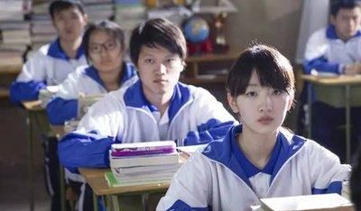 衣服上圆珠笔印记怎么去除 圆珠笔芯油渍弄衣服上怎么清洗