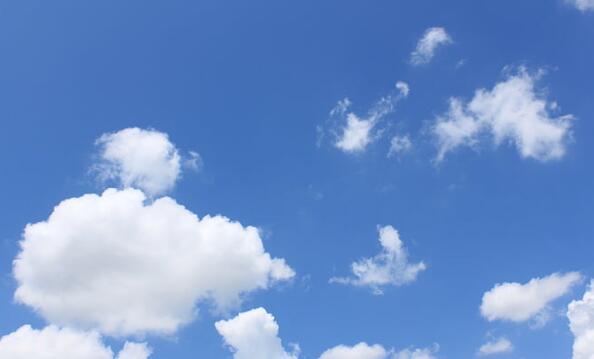 一朵云的重量是多少 天山一朵云多重 一朵云的重量有多少