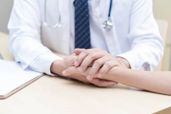 给病人鼓励的话语