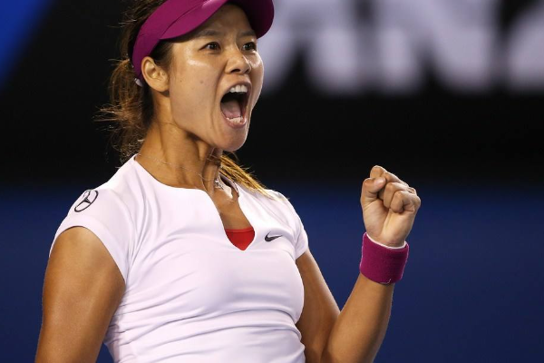 是谁扇了李娜一耳光