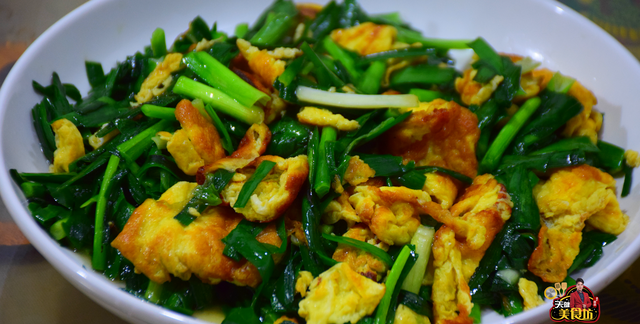 韭菜炒鸡蛋的做法最好吃的一种 韭菜肉鸡蛋的家常做法