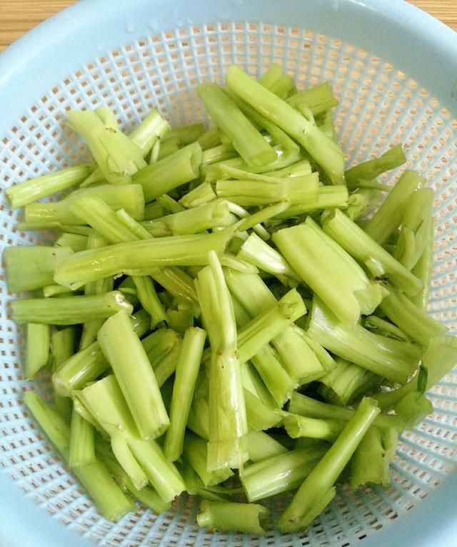 五月份吃空心菜的好处图3