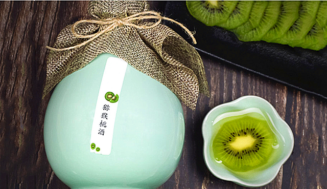 猕猴桃泡酒怎样制作(猕猴桃酒的正确酿制方法多久能喝)图9