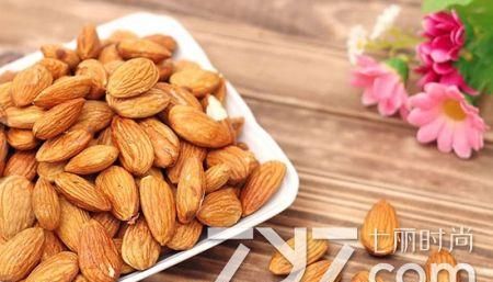 最新苦杏仁怎么处理才能吃 杏仁跟苦杏仁什么区别