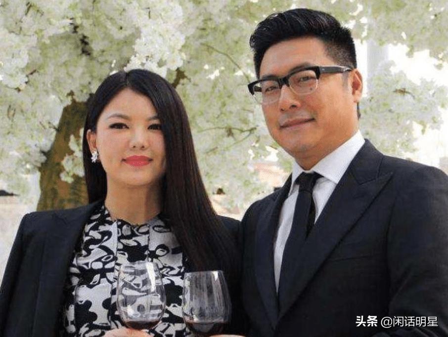 黄晓明和杨颖离了婚吗_黄晓明杨颖是形婚_黄晓明摸杨颖的胸