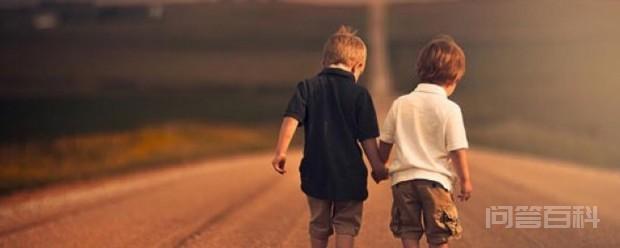 手牵手我们一起走什么歌 手牵手我们一起走什么歌曲