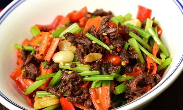 炒牛肉腌制又滑又嫩方法 腌的牛肉怎么炒好吃