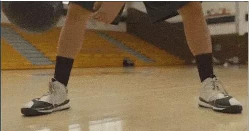 加重篮球训练有用吗 怎么训练的