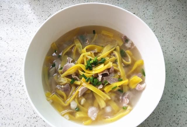 菠萝蜜一整个的吃法 菠萝蜜白丝能吃吗