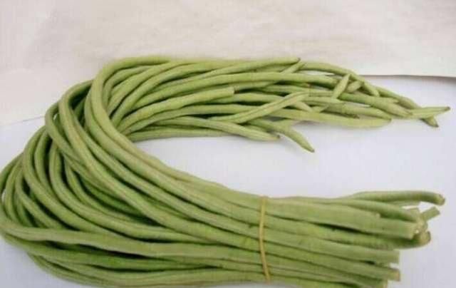 家里的长豆角多了吃不完怎么做呢