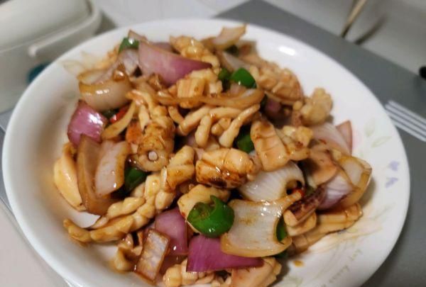 酱爆鱿鱼丝怎么做