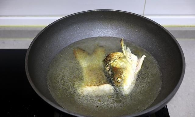 夏天喝鱼头汤豆腐汤好吗(为什么喝鱼头豆腐汤会醉人)图7