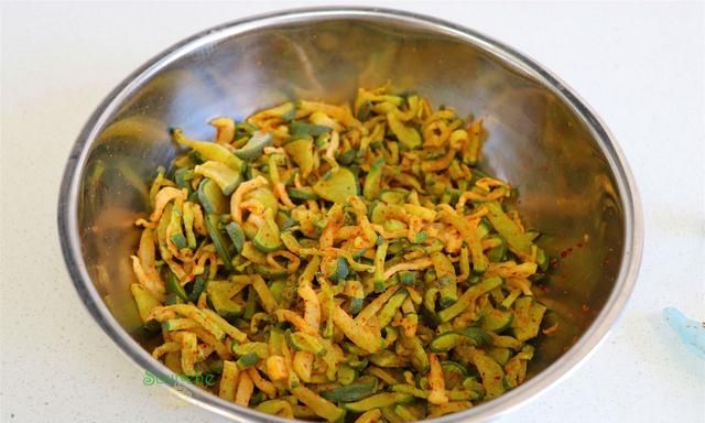 冬季萝卜又脆又甜(这个季节的萝卜又便宜又新鲜)图8