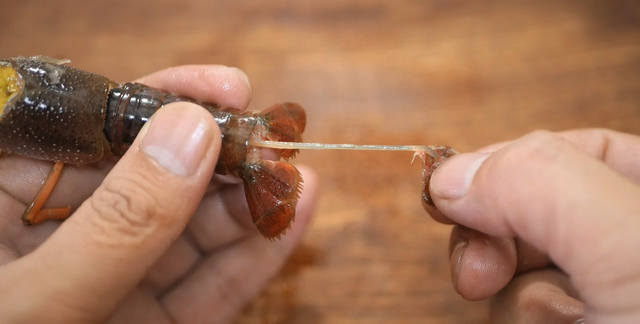 小龙虾哪些部位不能吃 妙招姐,小龙虾毒素在哪里图9