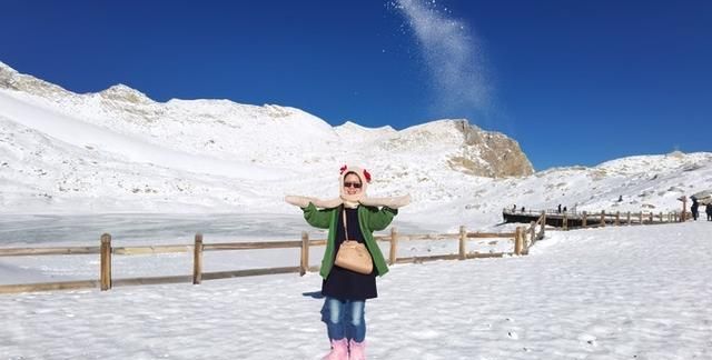 冰川侵蚀的湖叫什么湖,冰层下的淡水湖图5