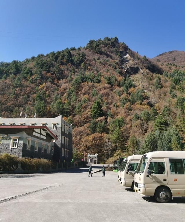 冰川侵蚀的湖叫什么湖,冰层下的淡水湖图18