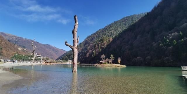 冰川侵蚀的湖叫什么湖,冰层下的淡水湖图27