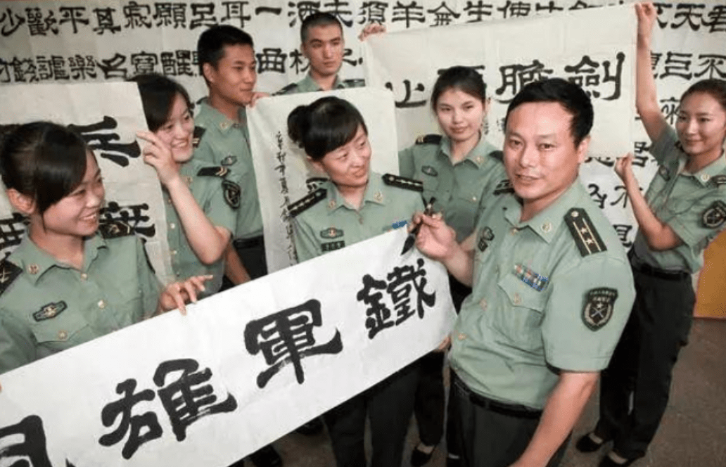 29年前，那个勇斗歹徒身中14刀的徐洪刚，今已年过五旬仍戍边卫国