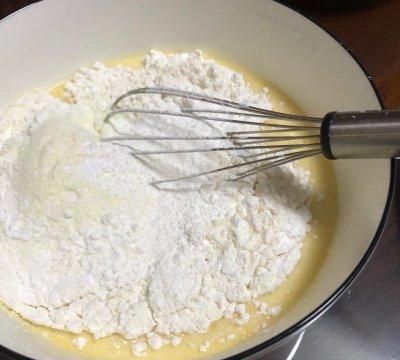 公认好吃到爆的流心奶黄月饼图6