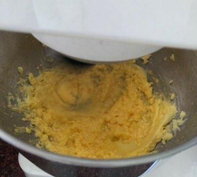 公认好吃到爆的流心奶黄月饼图15