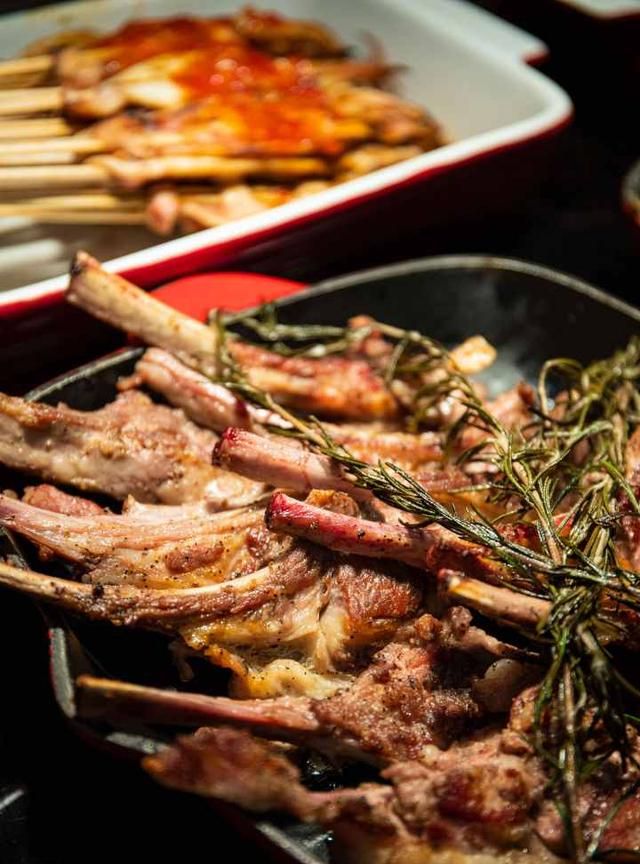 杭州这家自助餐厅竟然能吃到大排档现点现炒的活海鲜?还有膏满肉肥的东海梭子蟹任点畅吃图7