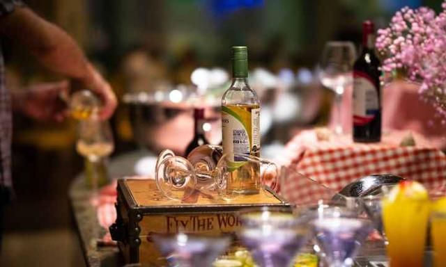 杭州这家自助餐厅竟然能吃到大排档现点现炒的活海鲜?还有膏满肉肥的东海梭子蟹任点畅吃图10