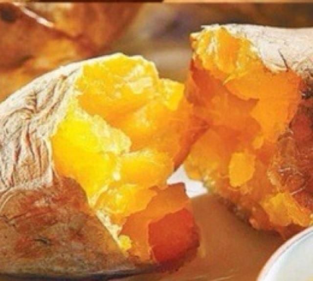 烤红薯用微波炉怎么烤才又香又甜图1