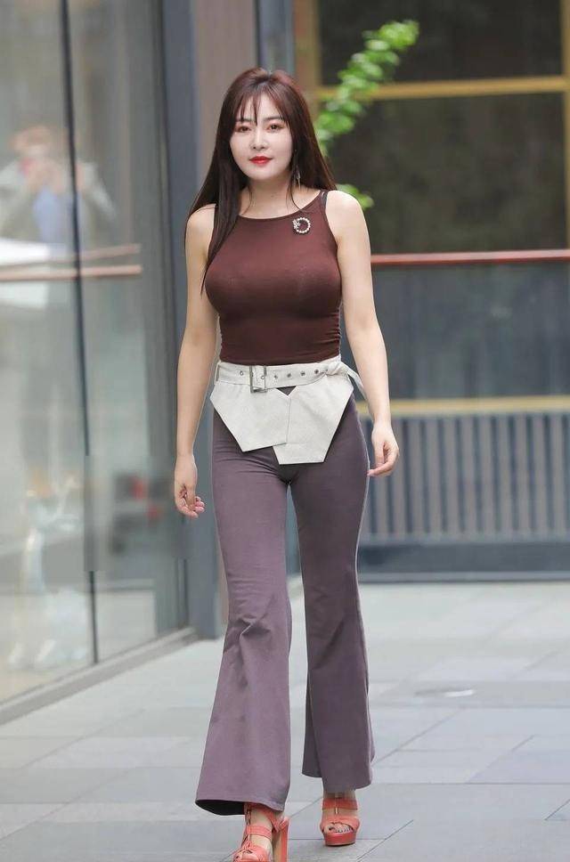 怎样穿和选择宽腿长靴?共享服装技巧,改进服装 怎样穿和选择宽腿长靴?共享服装技巧,改进服装