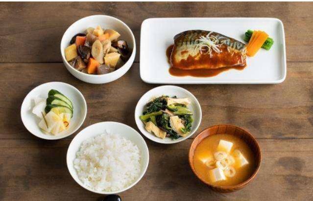 看了日本人的早餐,我终于知道为什么他们那么瘦了 看了日本人的早餐,我终于知道为什么他们那么瘦了