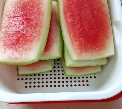 #不容错过的鲜美滋味#小炒西瓜皮图2
