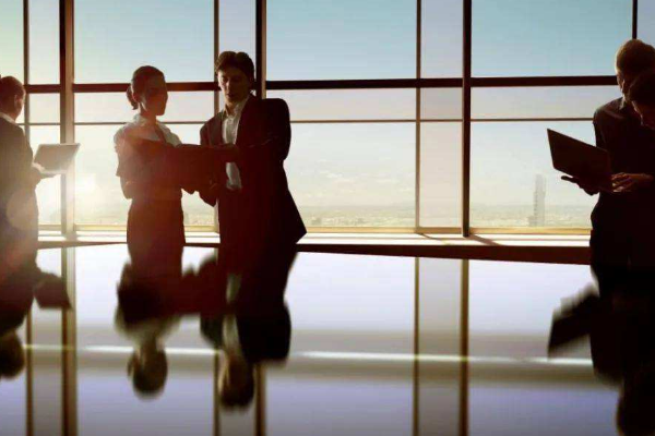 形容工作态度认真的句子