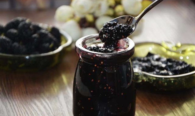 桑葚干泡酒喝有什么功效和作用禁忌图2