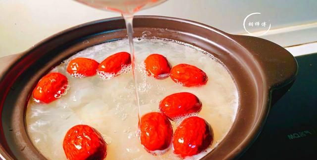 炖银耳汤要先把银耳泡好久图5