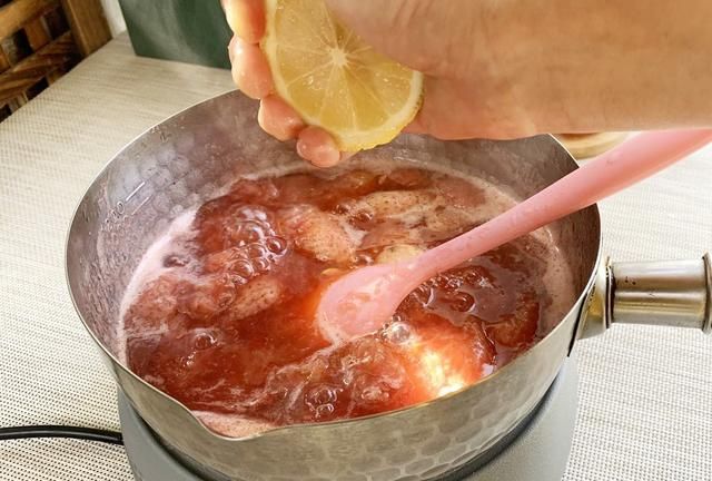 自制草莓酱可以保存多久,草莓酱放在冰箱里可以保存多久图8