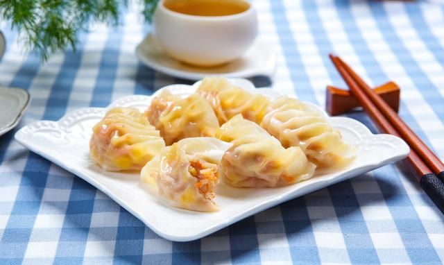 吃饺子不蘸醋不行吗